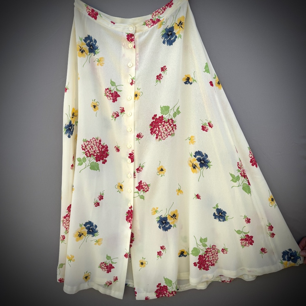 Cream Floral Button Skirt